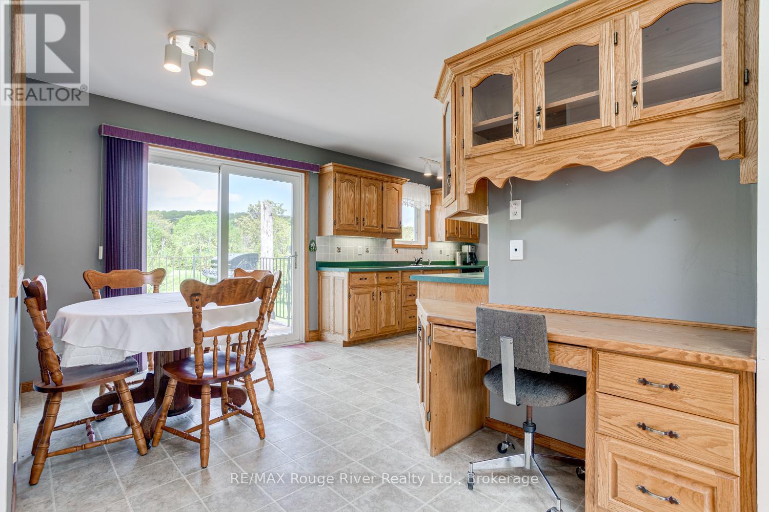 3360 Burnham Street N Property Photo 31
