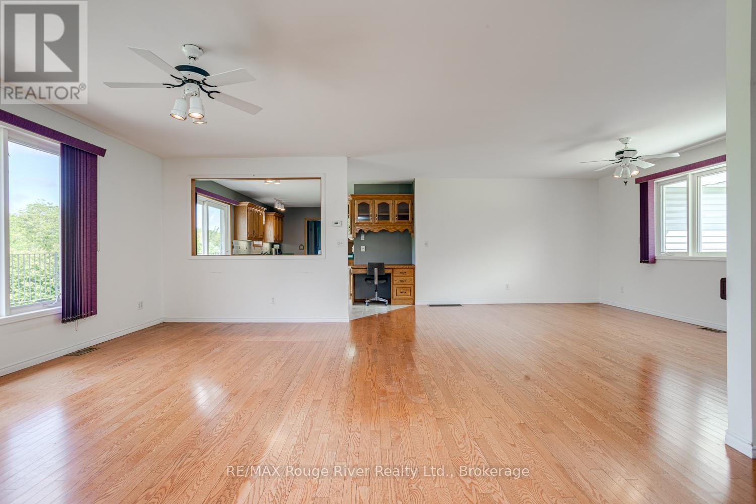 3360 Burnham Street N Property Photo 32