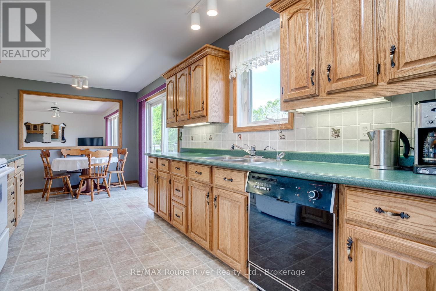 3360 Burnham Street N Property Photo 36