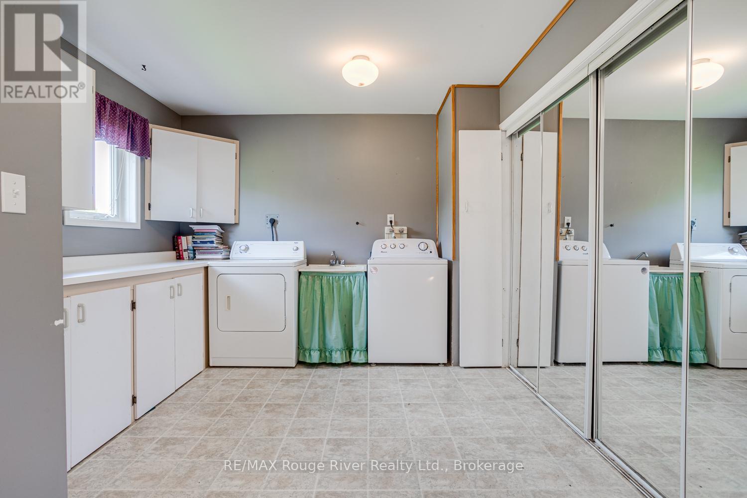 3360 Burnham Street N Property Photo 38