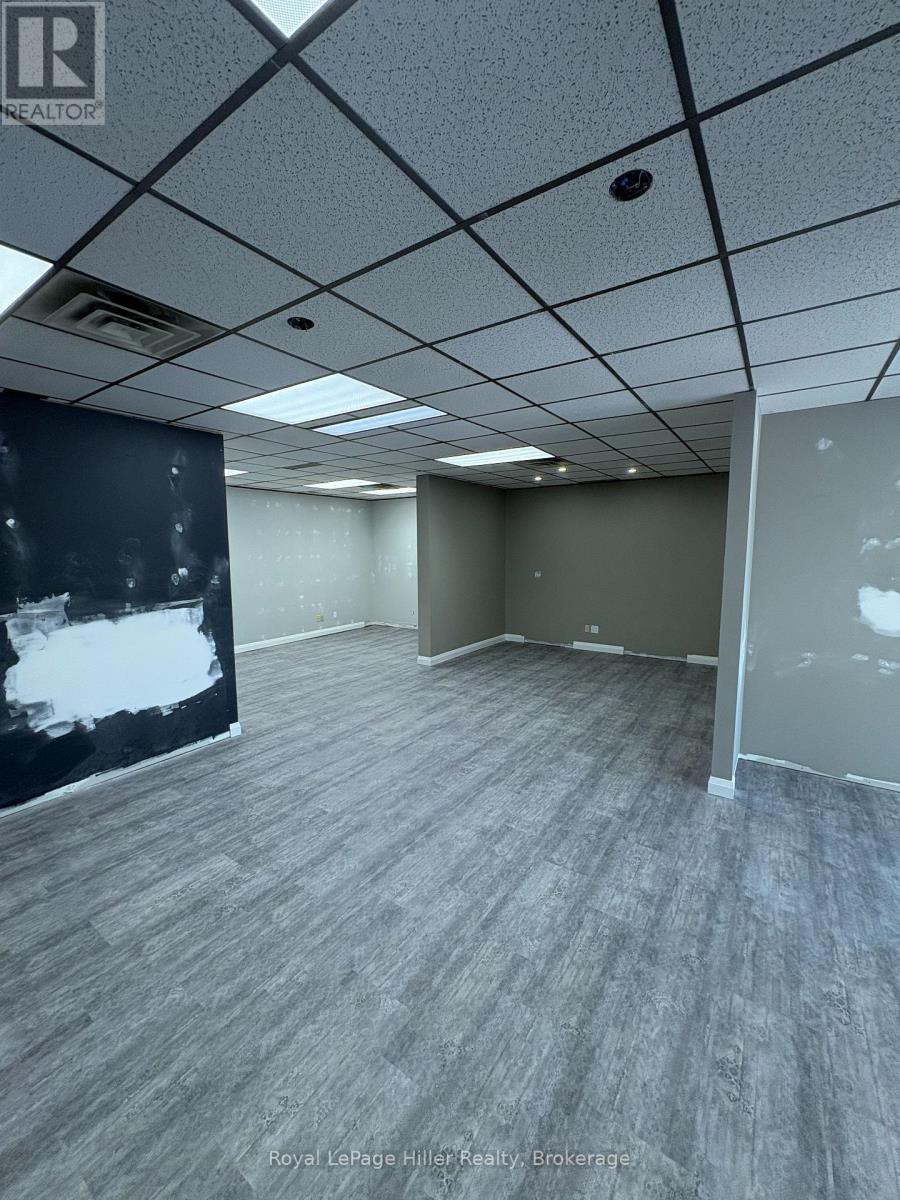 4 - 684 Ontario Street Property Photo 6