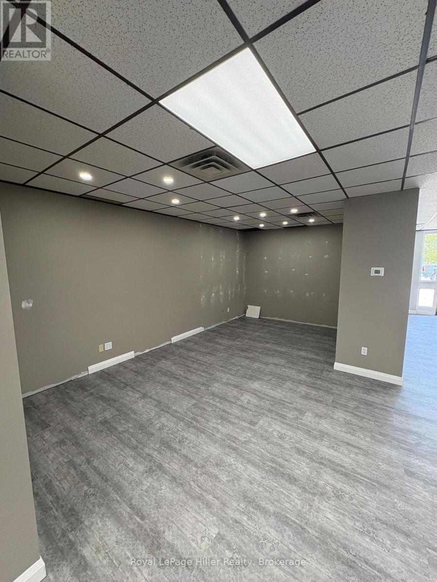 4 - 684 Ontario Street Property Photo 7