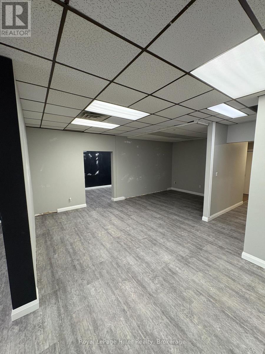 4 - 684 Ontario Street Property Photo 8