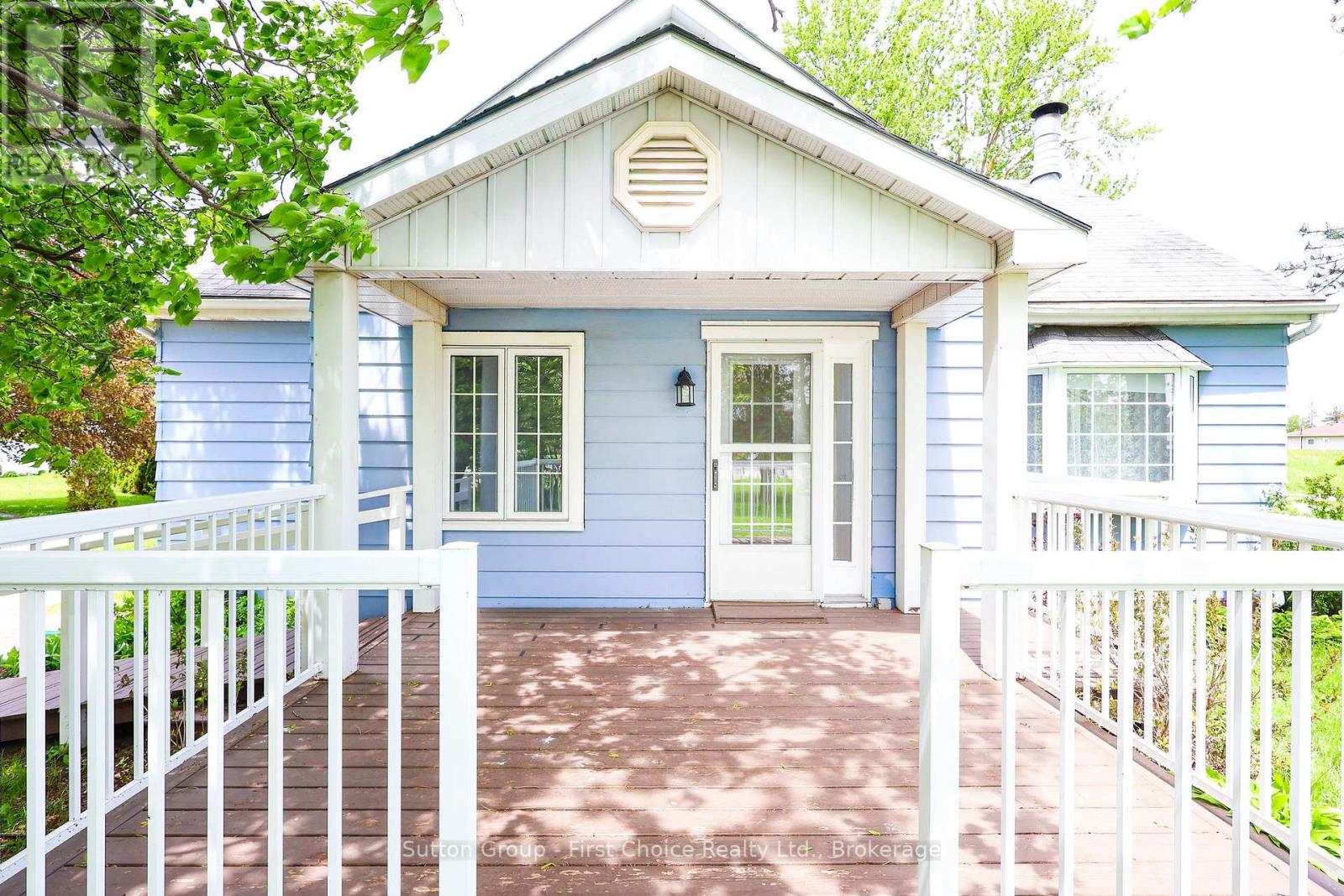 2978 Line 34 Line Property Photo 2
