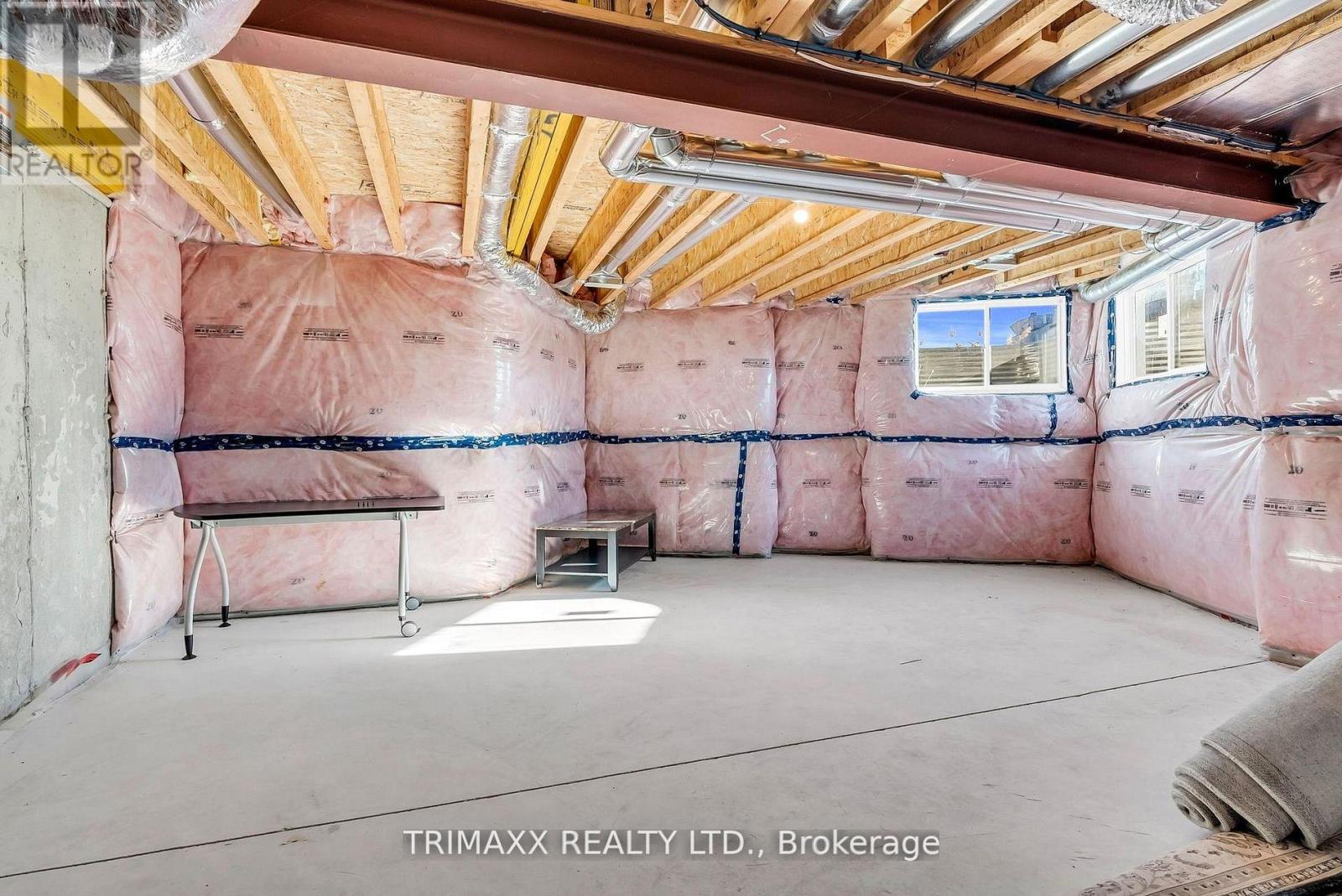 31 - 1465 Station Street Property Photo 27