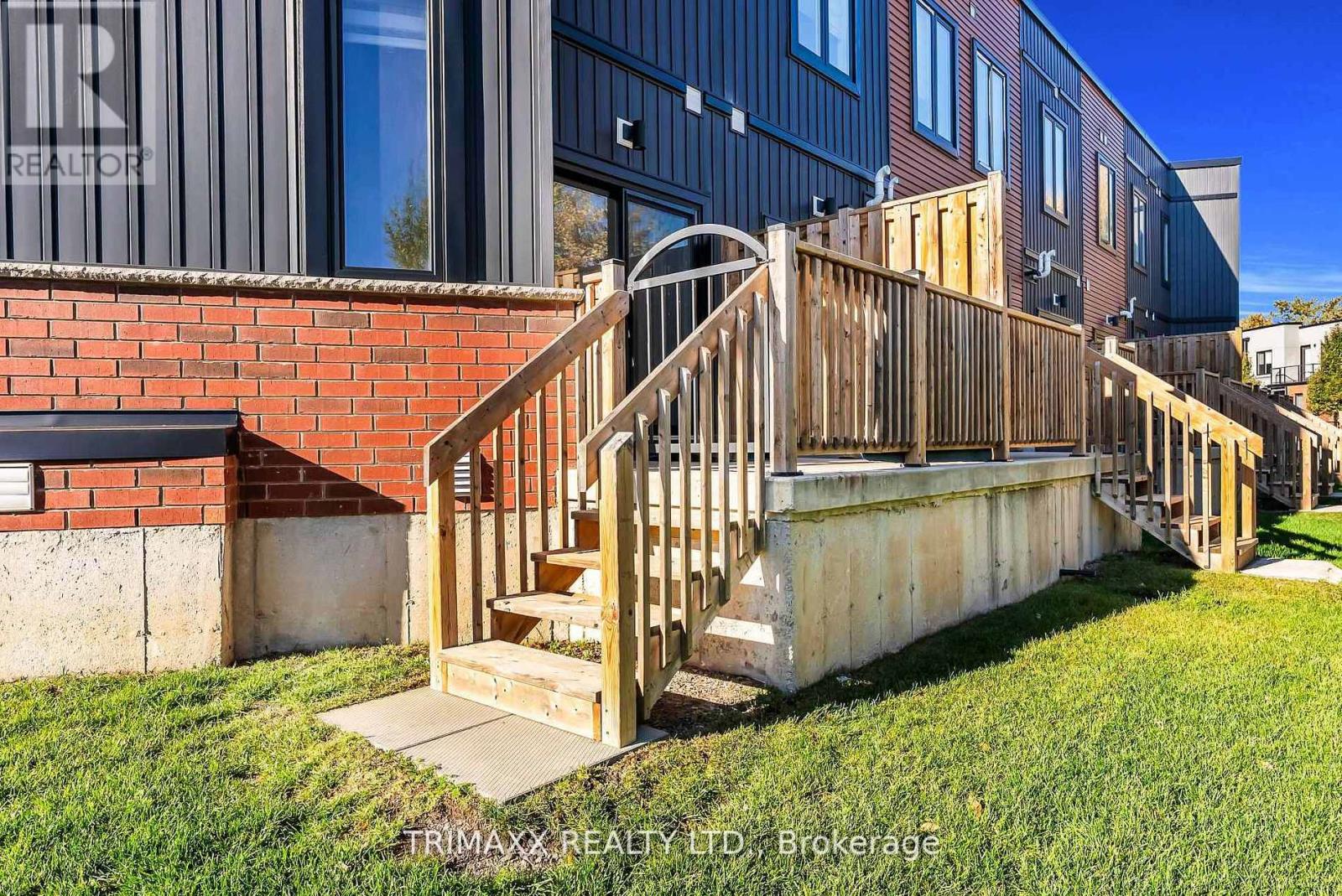 31 - 1465 Station Street Property Photo 28