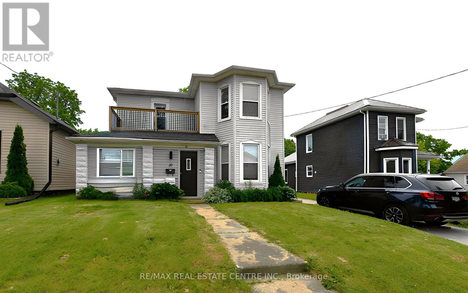 10 MEDA STREET Property Photo 1