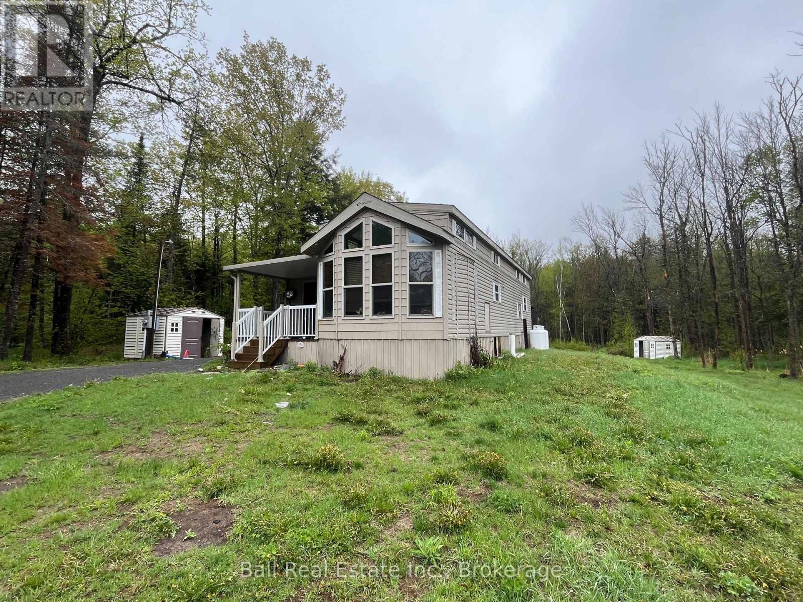 1594 North Steenburg Lake Road Property Photo 3