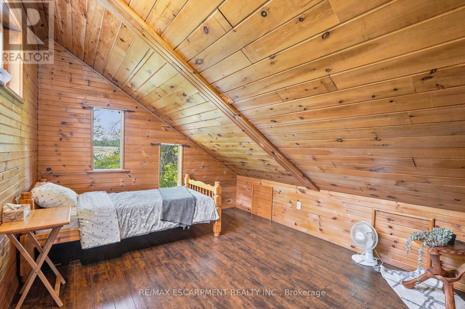 678 Chantler Road Property Photo 41