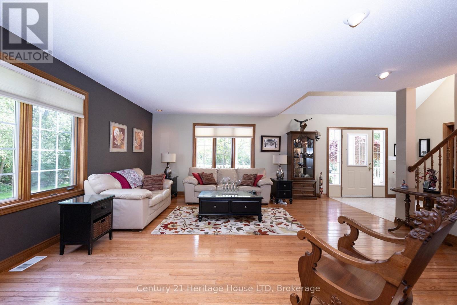 2468 Sunset Drive Property Photo 13