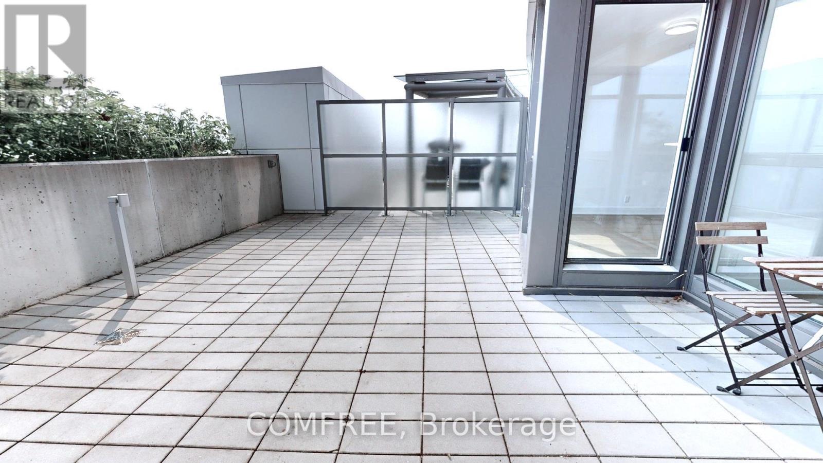 606 - 485 Richmond Road Property Photo 13
