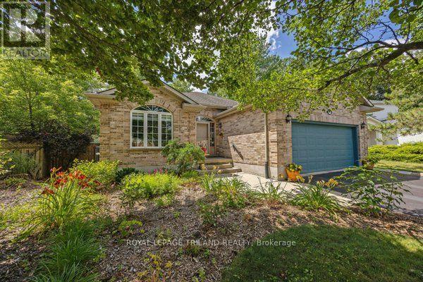 557 Inverness Avenue Property Photo 3