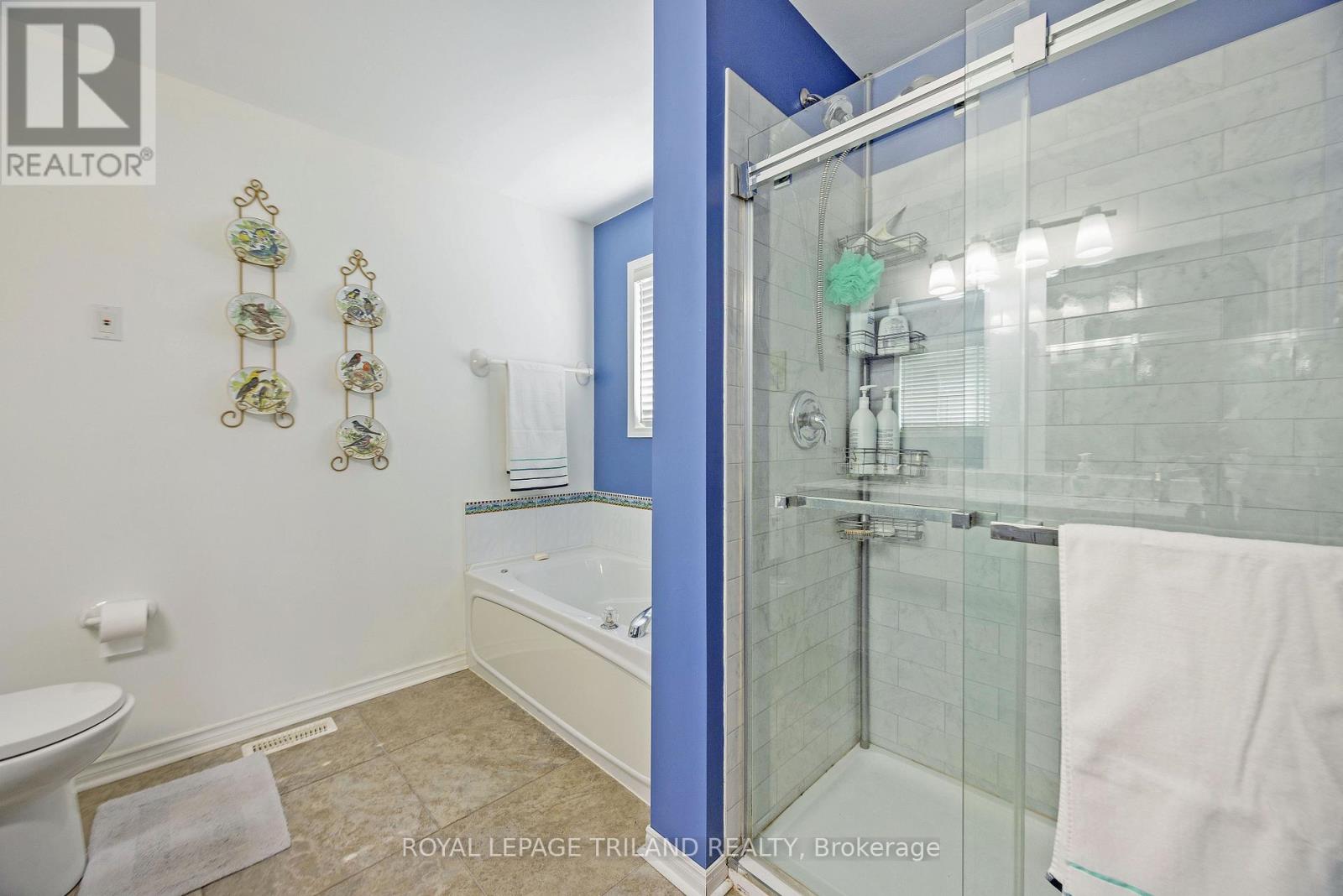 557 Inverness Avenue Property Photo 20