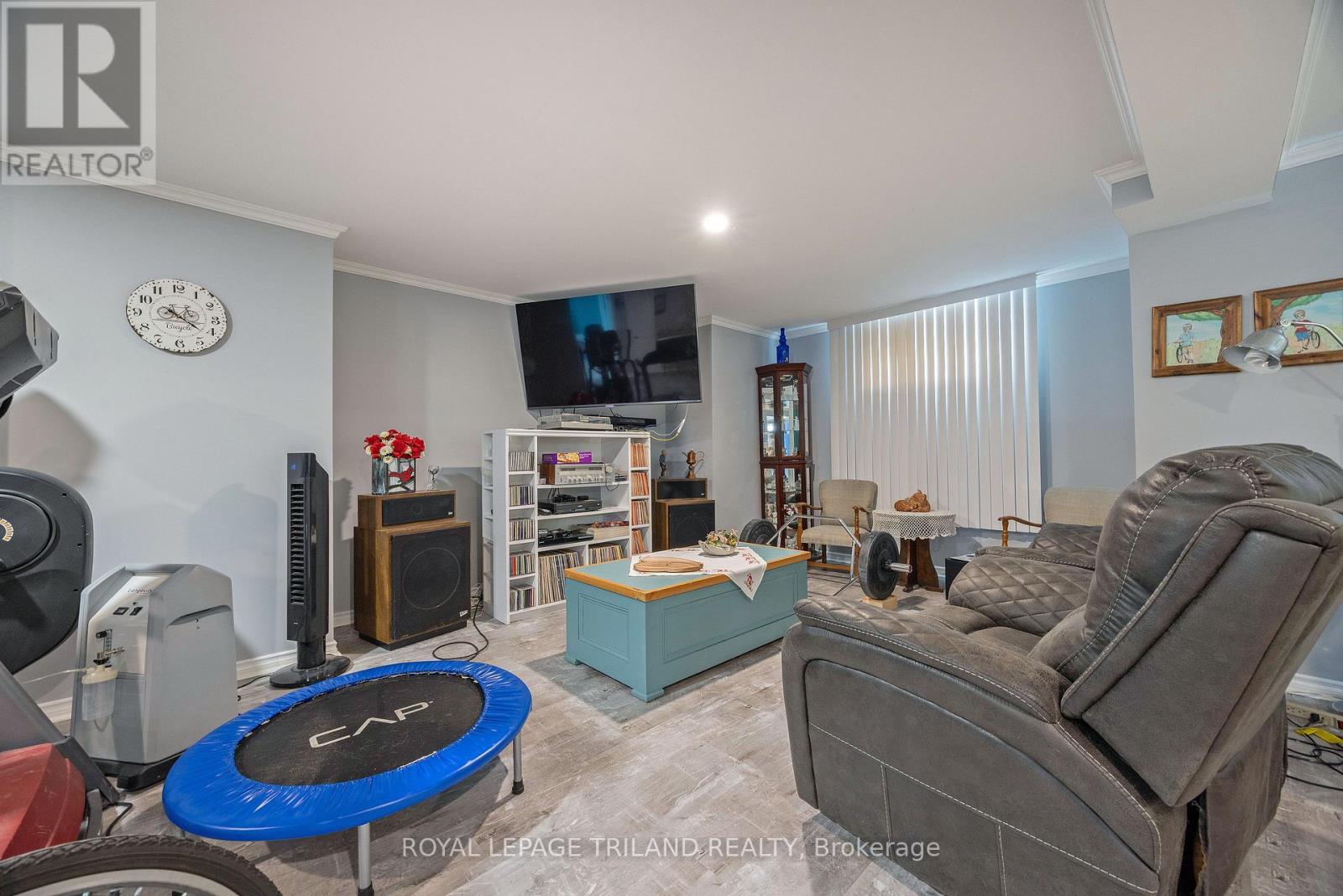557 Inverness Avenue Property Photo 22
