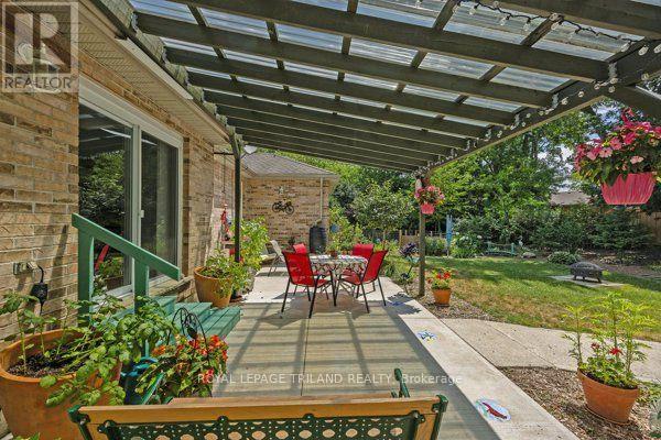 557 Inverness Avenue Property Photo 28