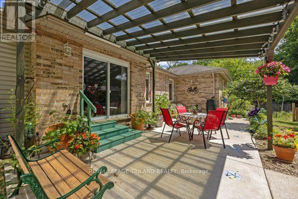557 Inverness Avenue Property Photo 29