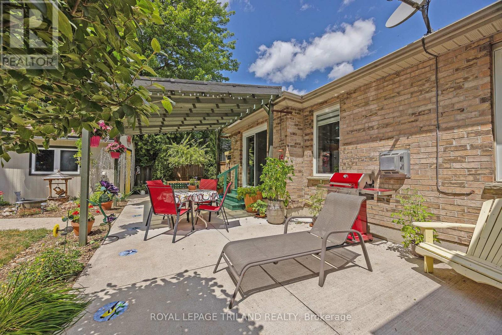557 Inverness Avenue Property Photo 45