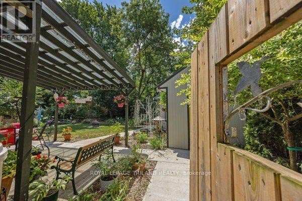 557 Inverness Avenue Property Photo 46