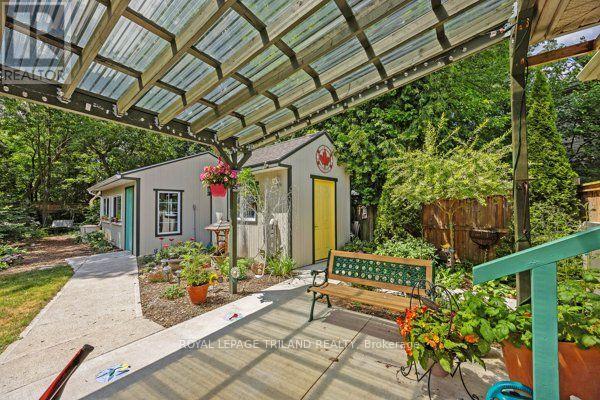 557 Inverness Avenue Property Photo 47