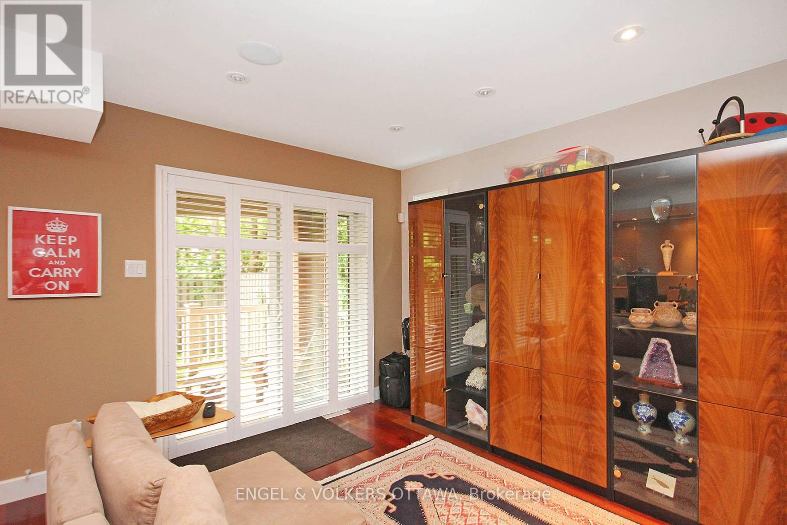 B - 281 Kirchoffer Property Photo 8