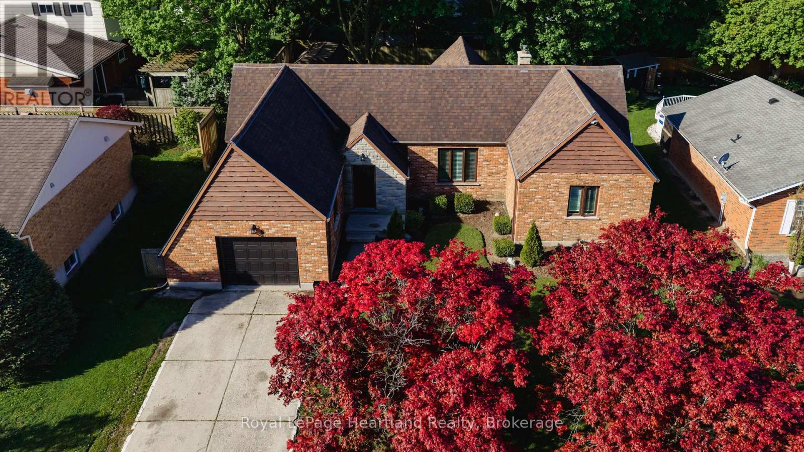 6 ALEXANDER STREET Property Photo 1