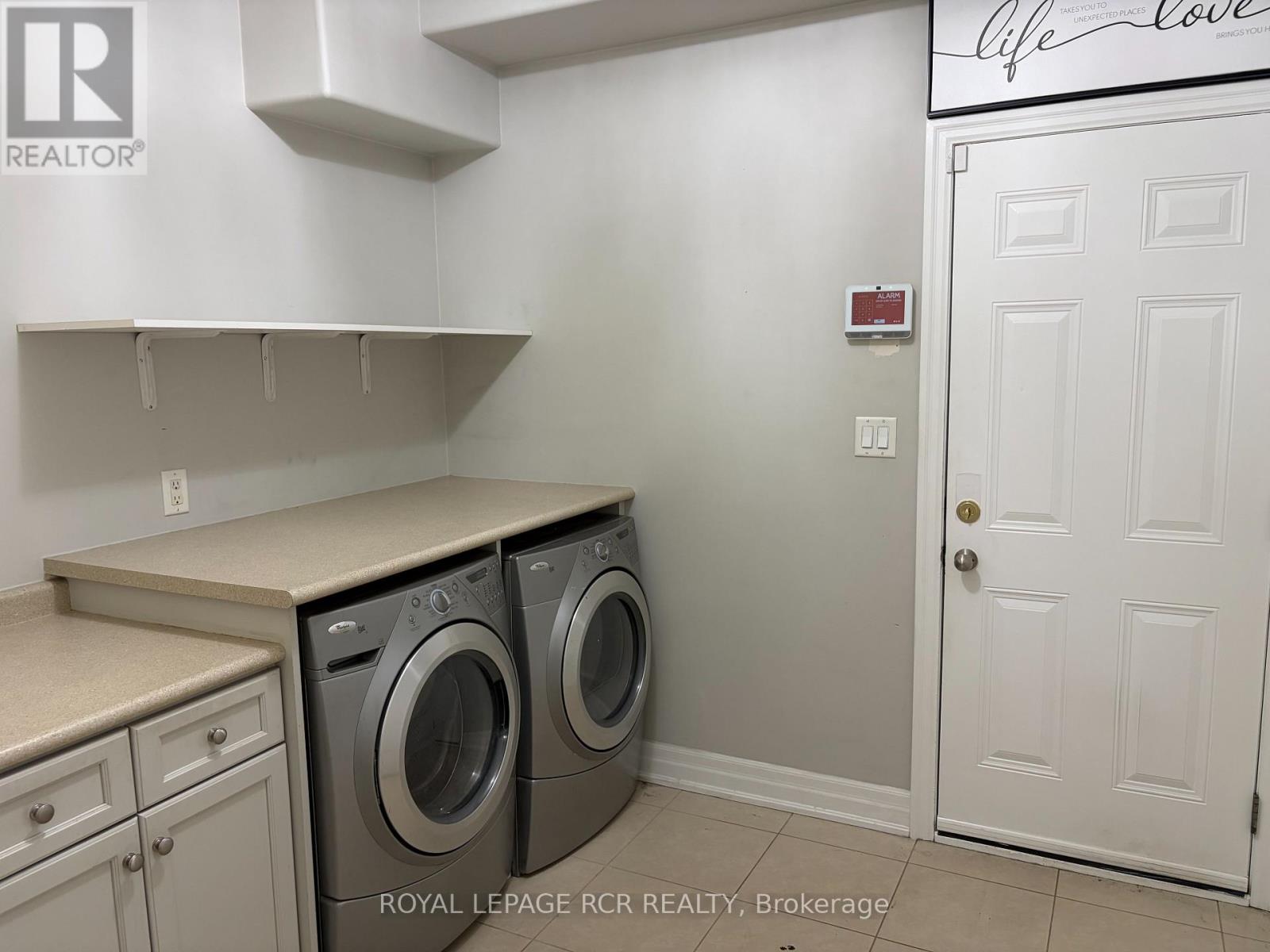 25 Brookhaven Crescent Property Photo 8