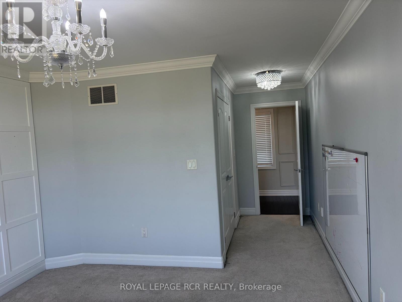 25 Brookhaven Crescent Property Photo 28