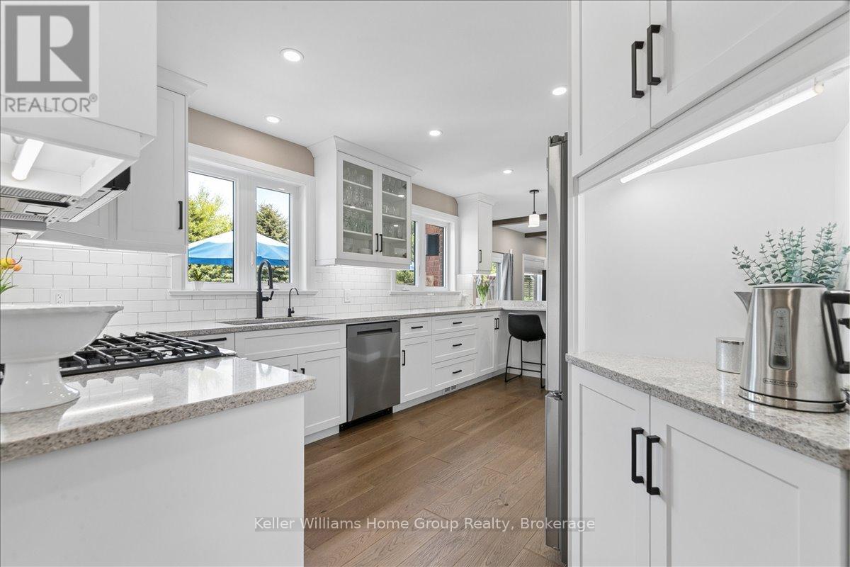 8 Stonefield Drive Property Photo 7