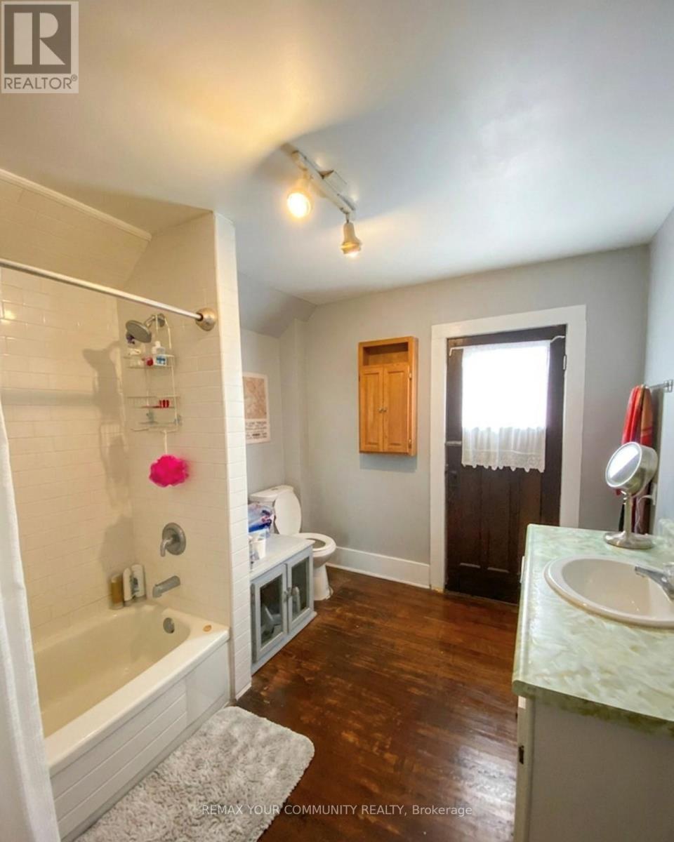 91 Peppler Street Property Photo 10