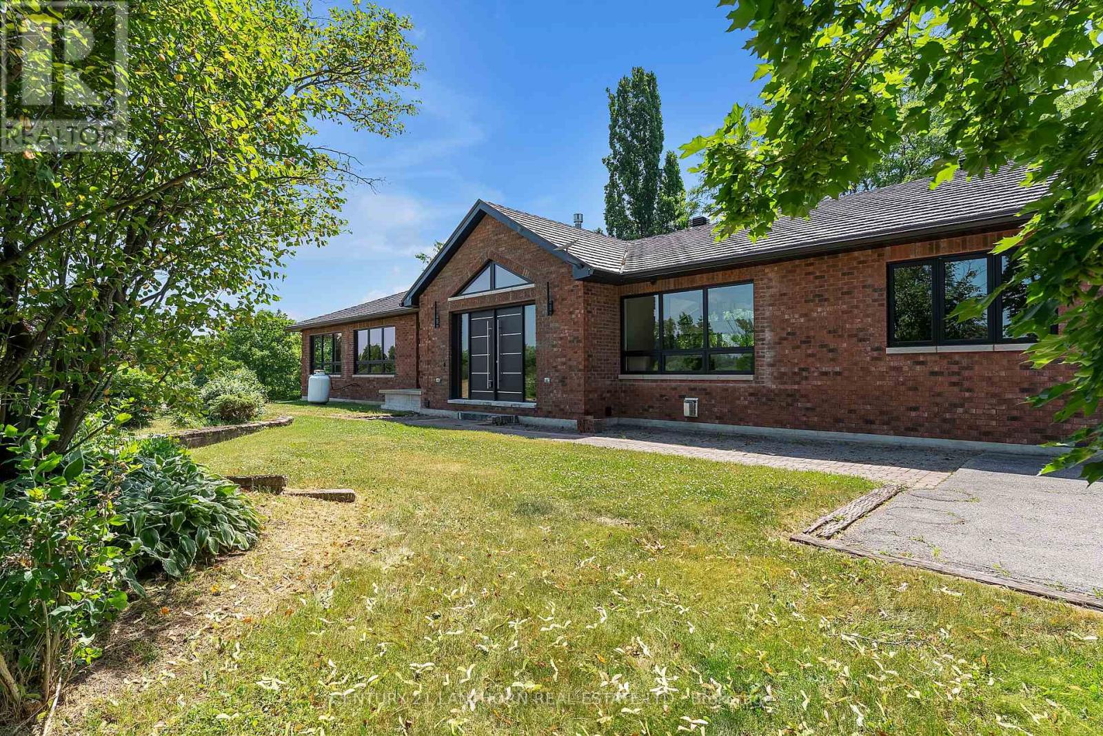 676 Foxton Road Property Photo 44