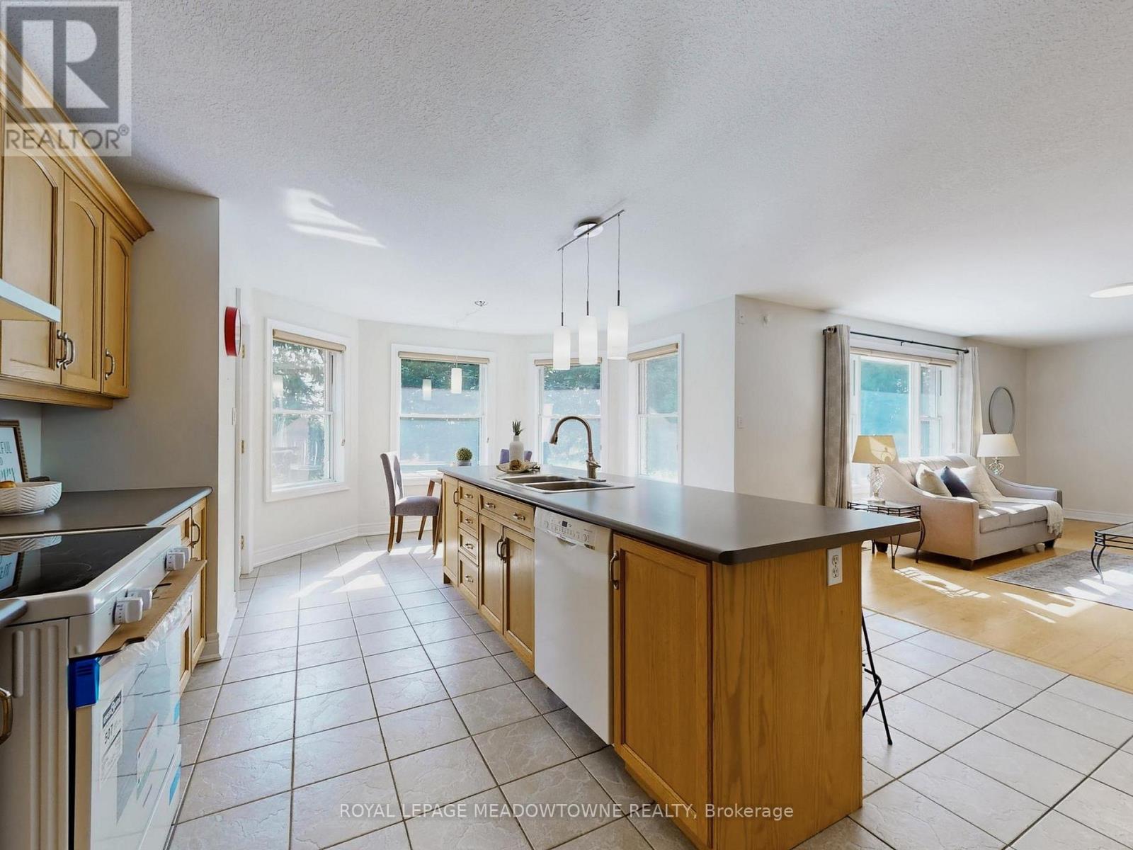 4958 Wellington Road 125 Property Photo 10