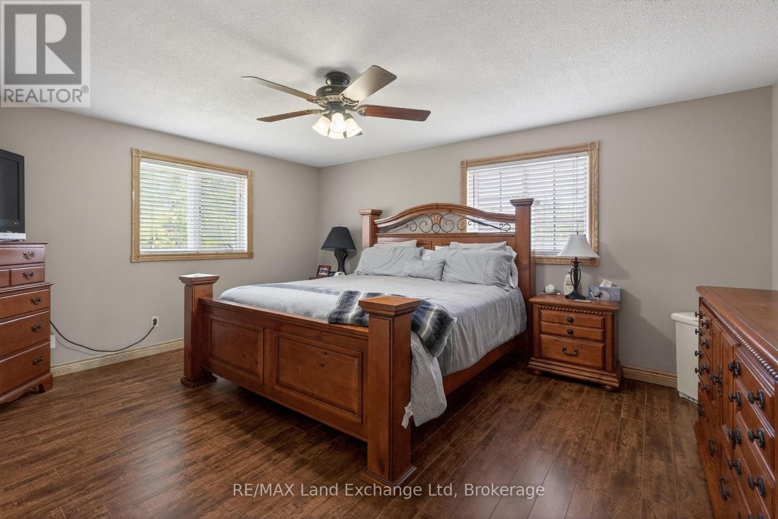 696 Josephine Street N Property Photo 27
