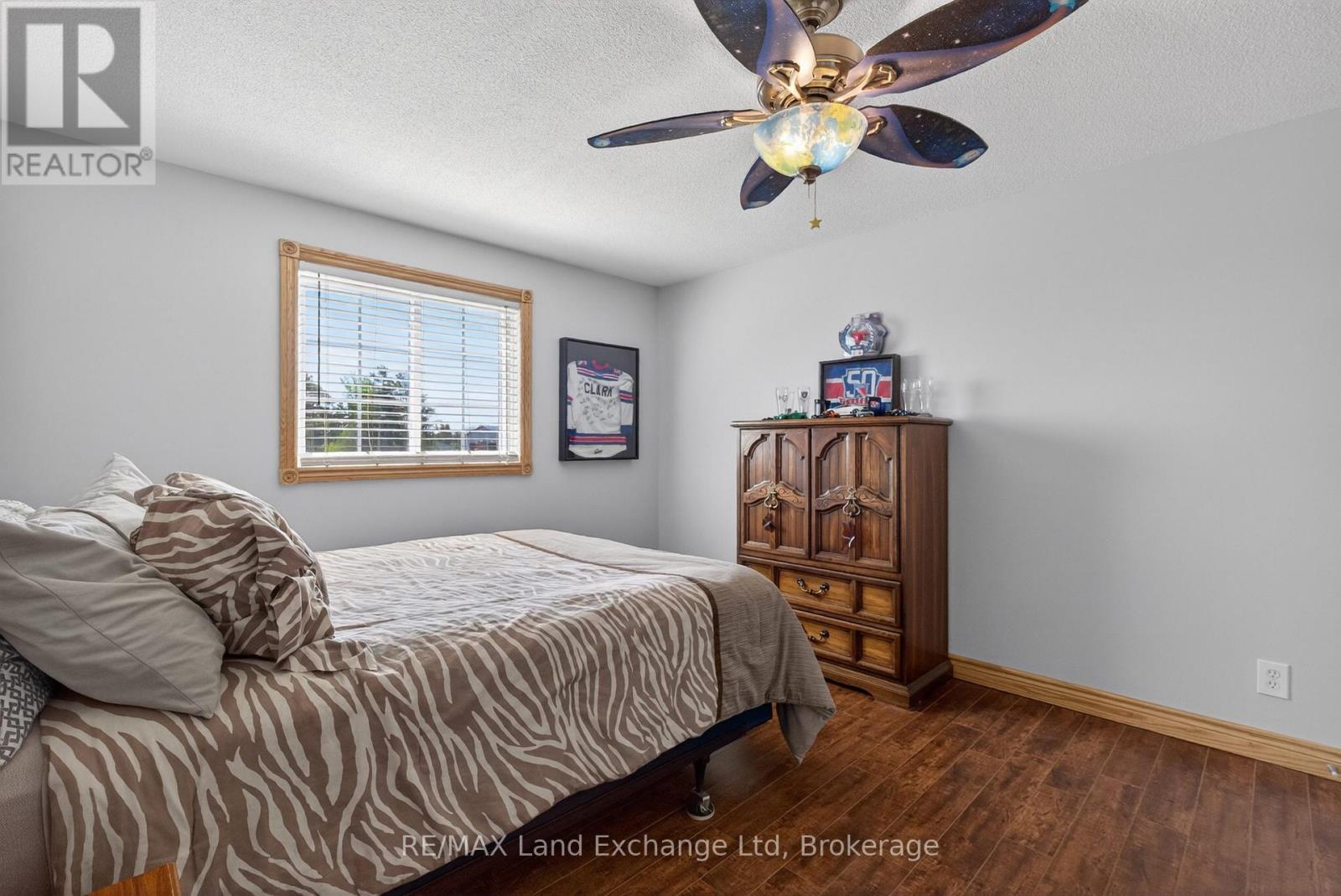 696 Josephine Street N Property Photo 38