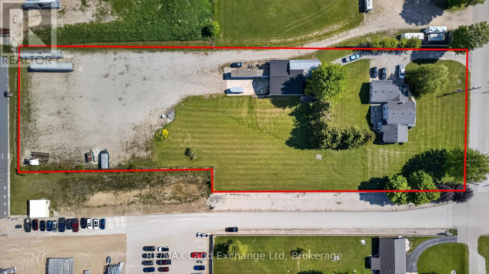 696 Josephine Street N Property Photo 46