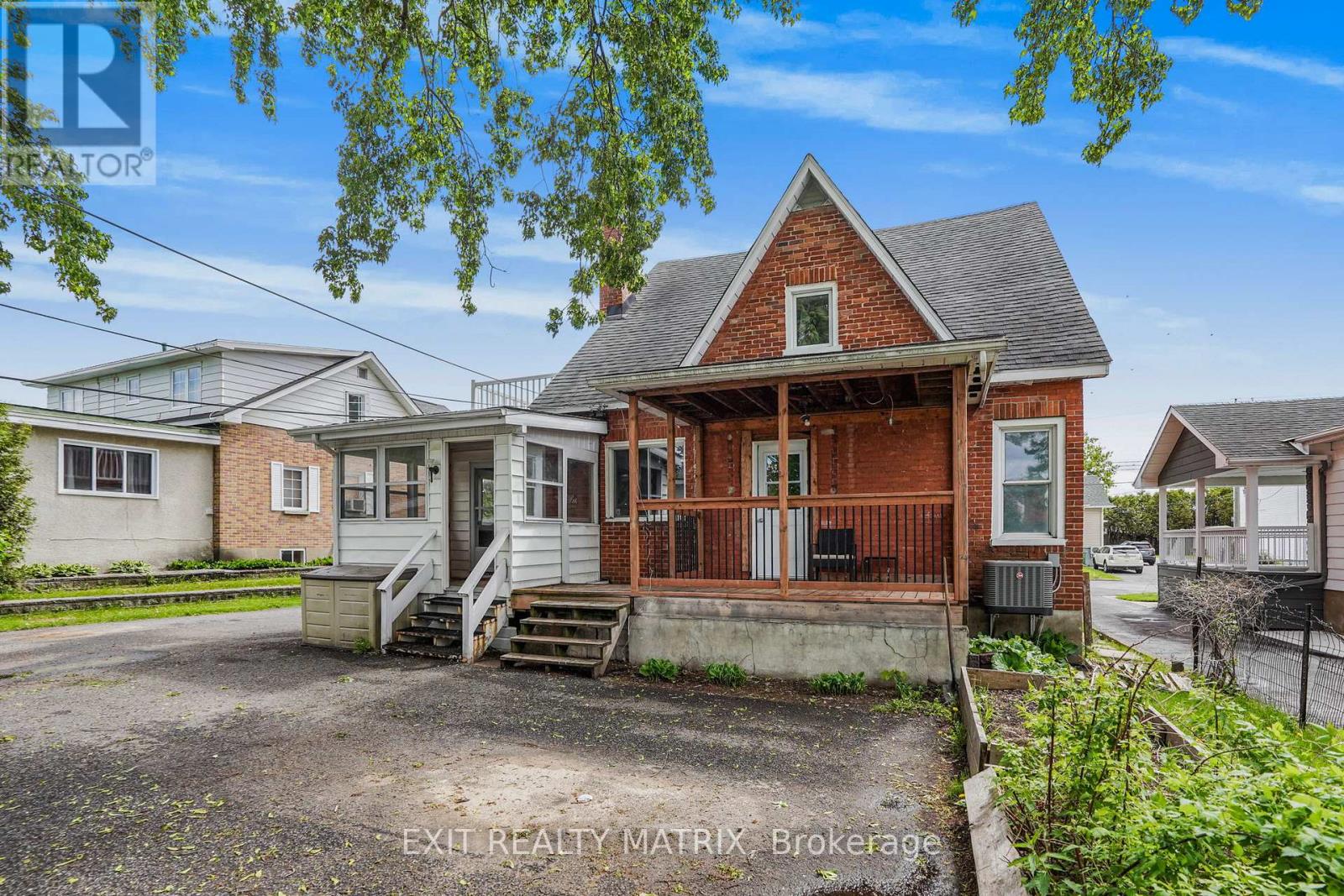 453 Garneau Road Property Photo 28
