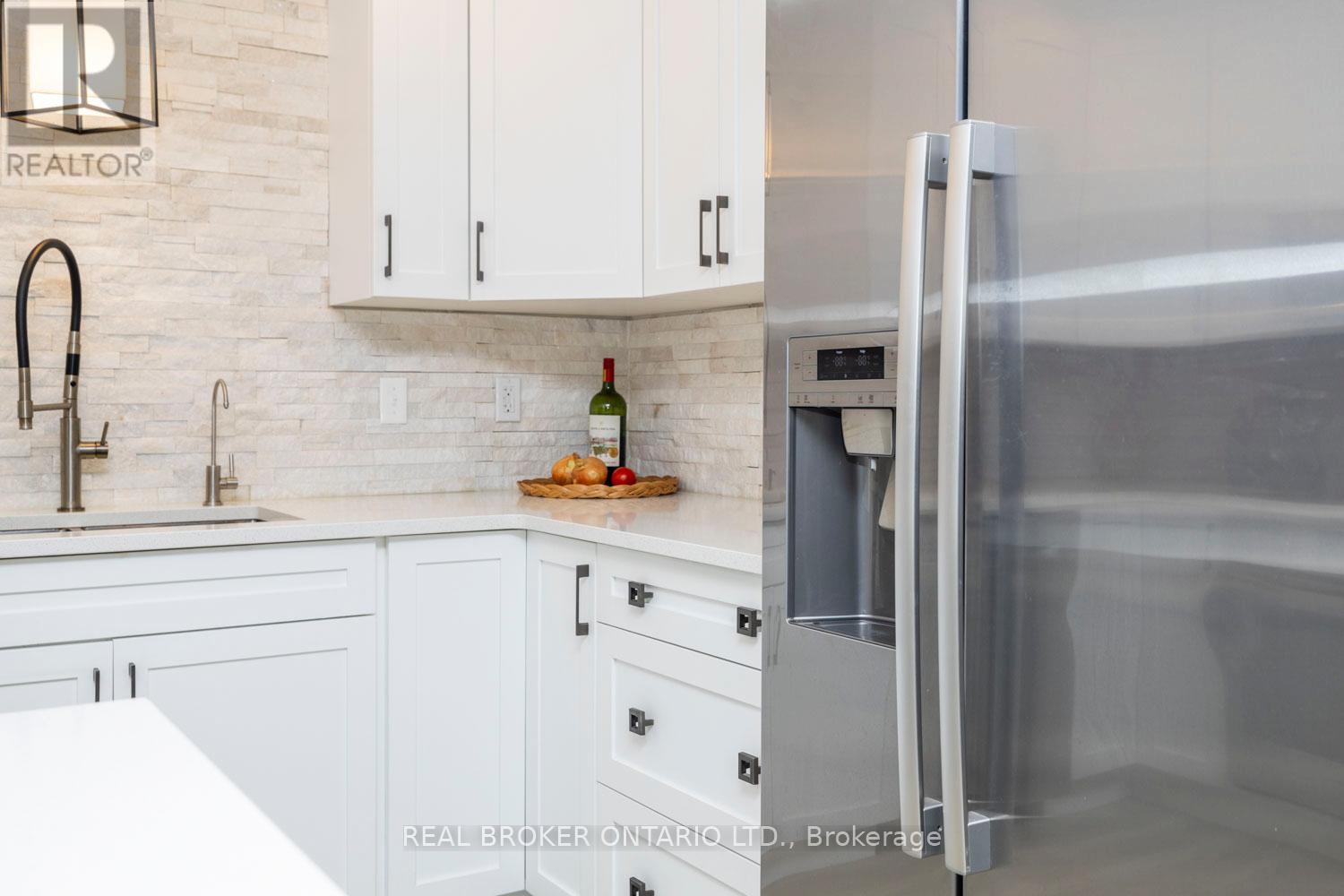 486 Code Drive Property Photo 23