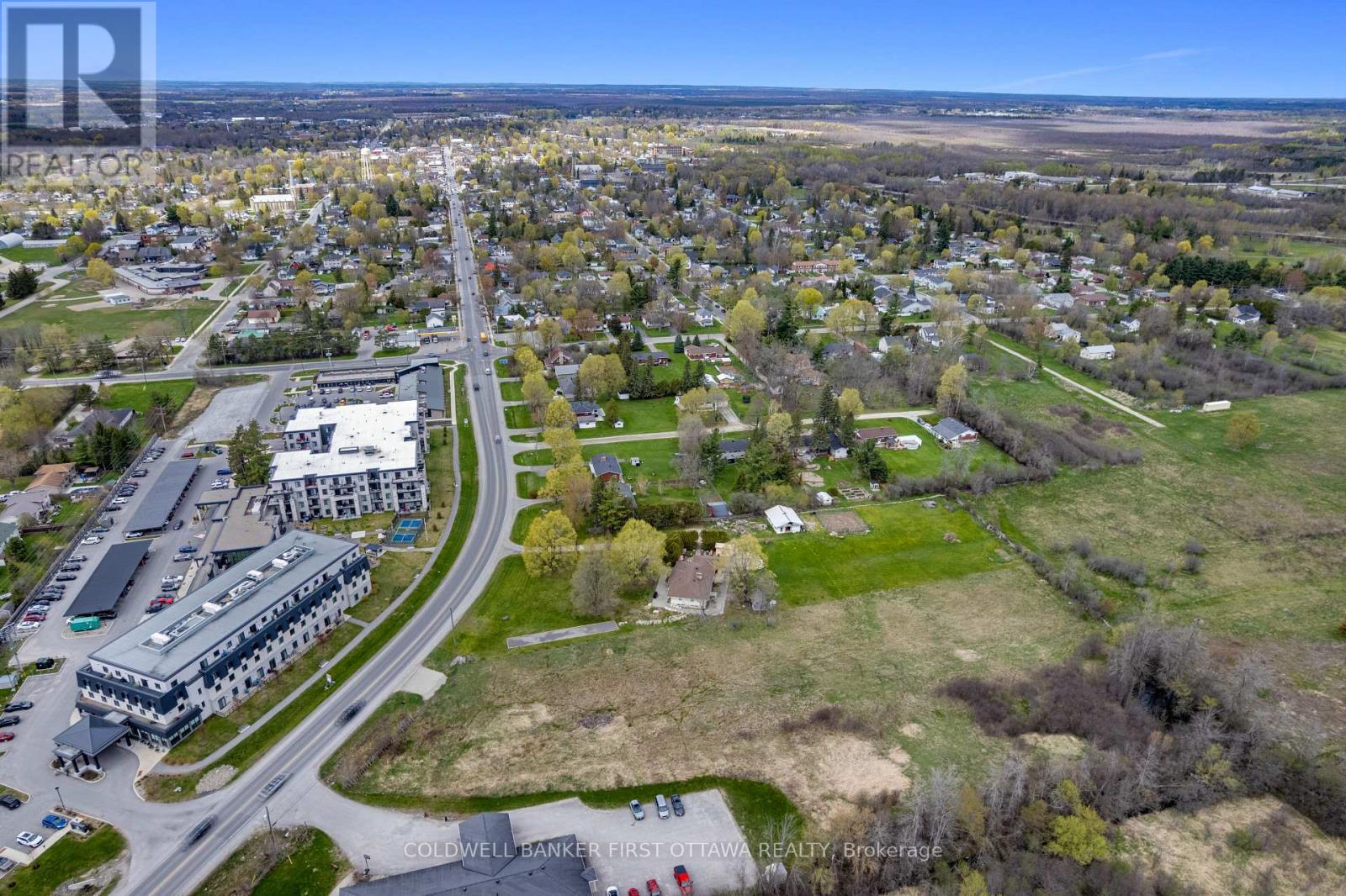 00 Rideau Ferry Road Property Photo 3