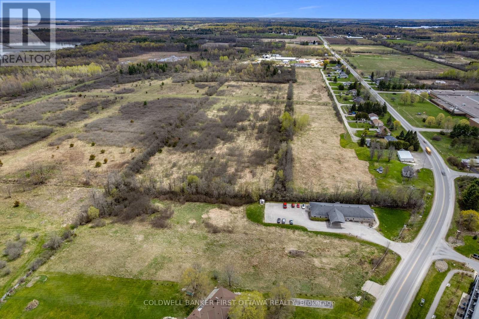 00 Rideau Ferry Road Property Photo 13