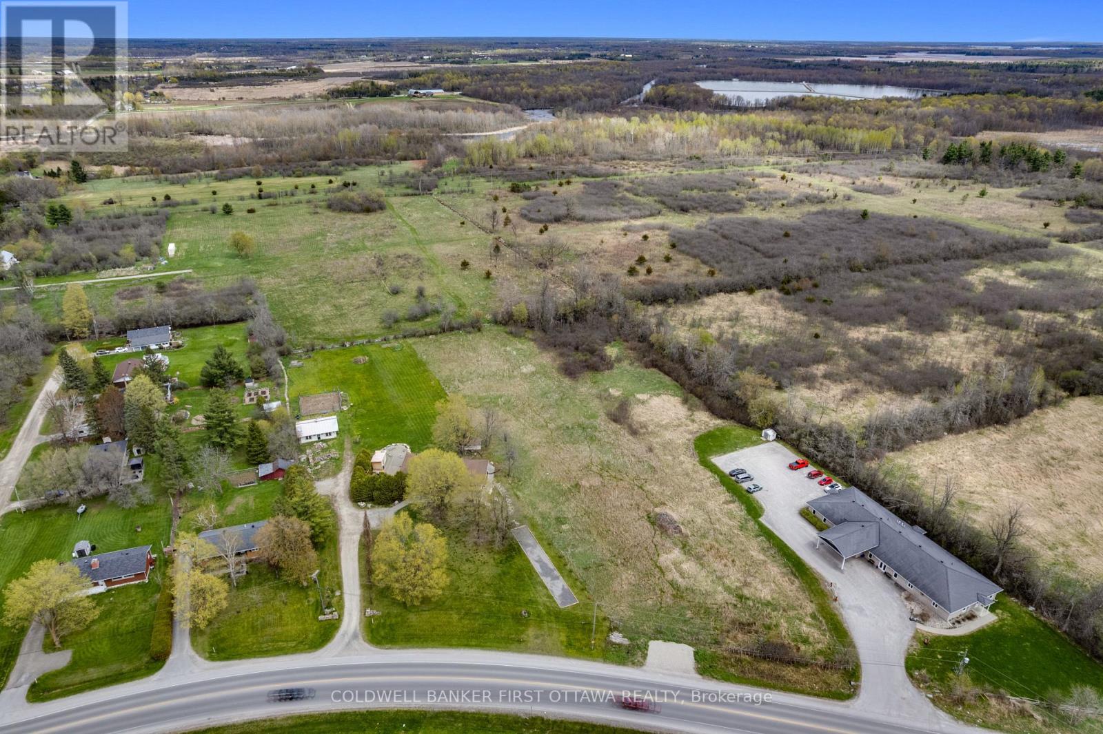 00 Rideau Ferry Road Property Photo 15