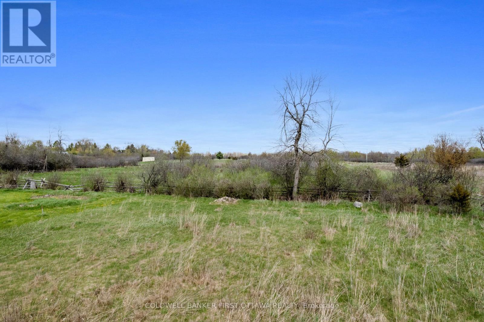 00 Rideau Ferry Road Property Photo 16