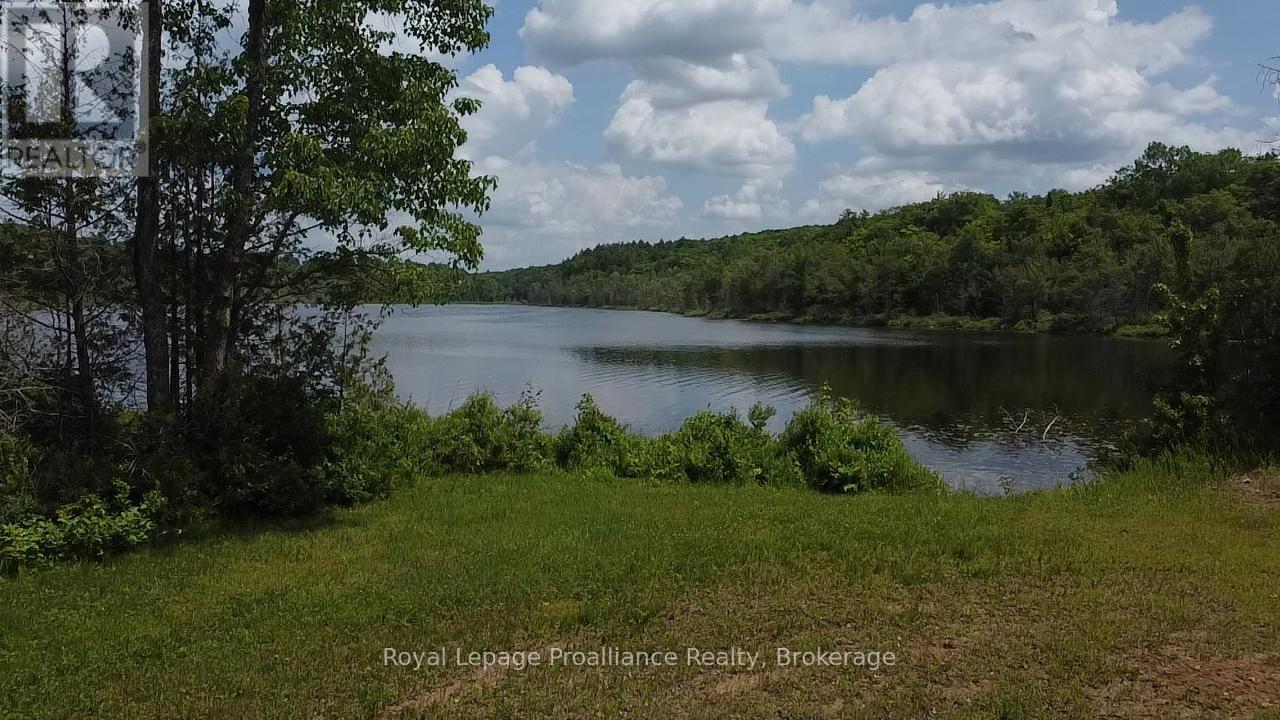 1033 Waterworth Lane Property Photo 6