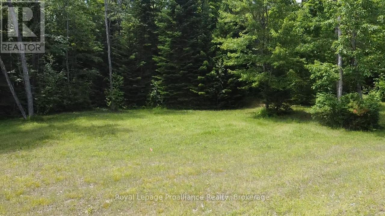 1033 Waterworth Lane Property Photo 8