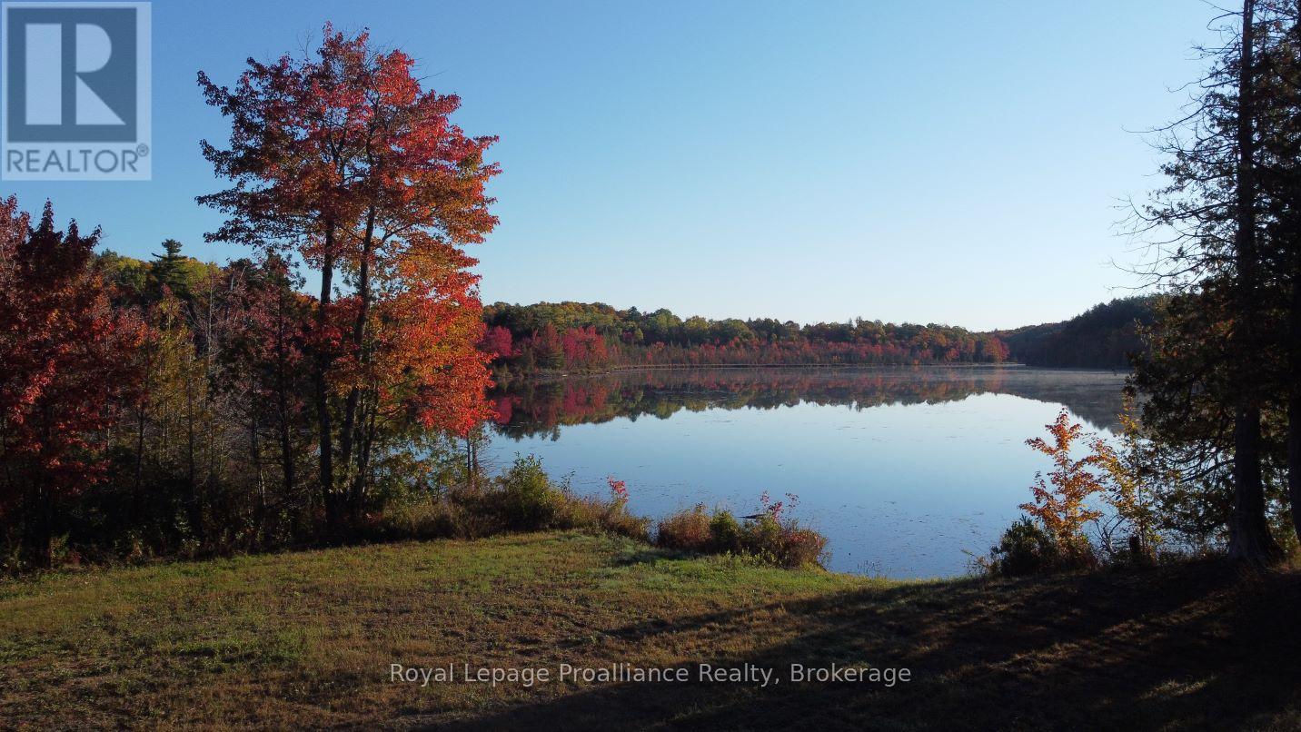 1033 Waterworth Lane Property Photo 10