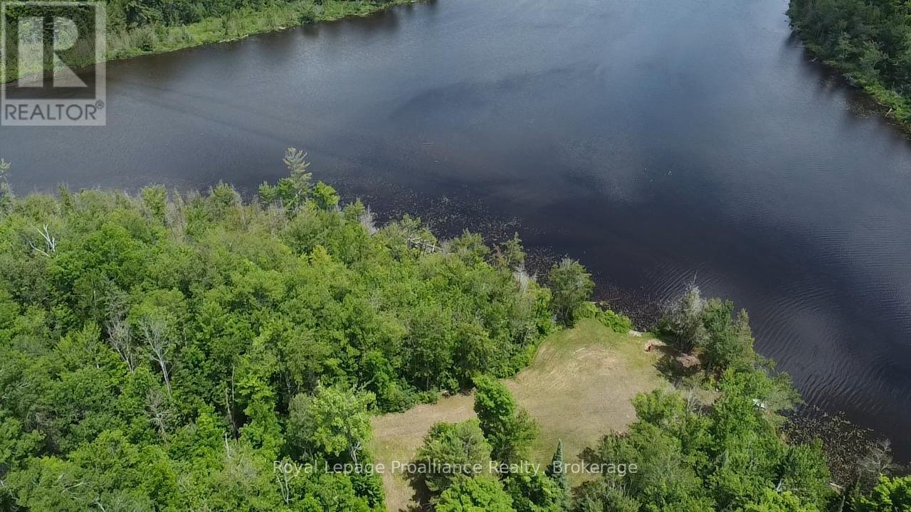 1033 Waterworth Lane Property Photo 14