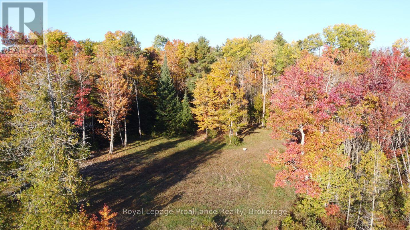 1033 Waterworth Lane Property Photo 17