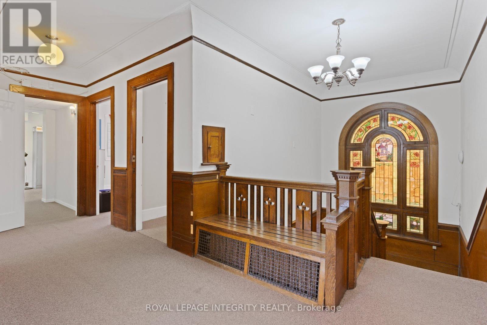 307 Gilmour Street Property Photo 5