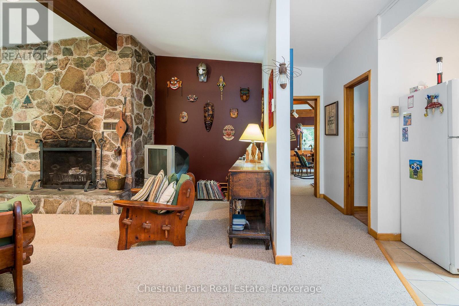 838151 4th Line E Property Photo 23
