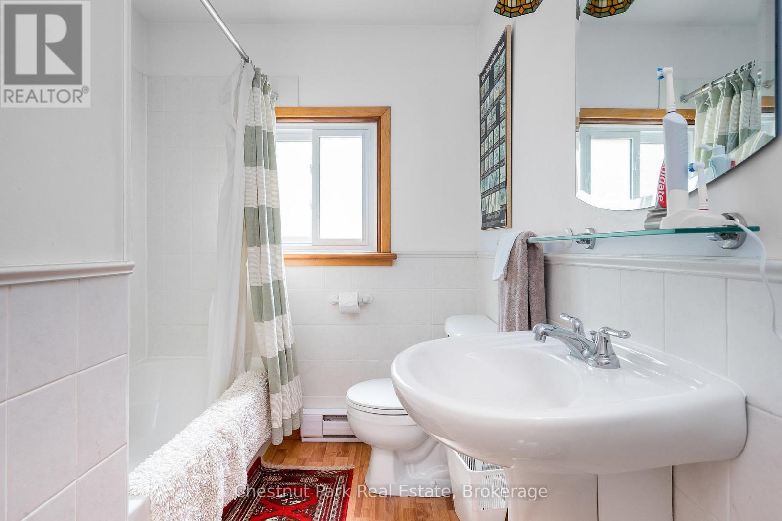 838151 4th Line E Property Photo 29