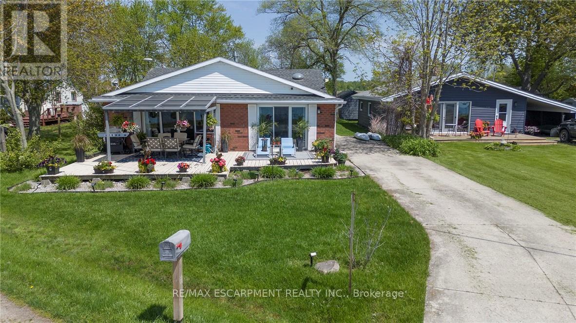 577 Edgewater Place Property Photo 49