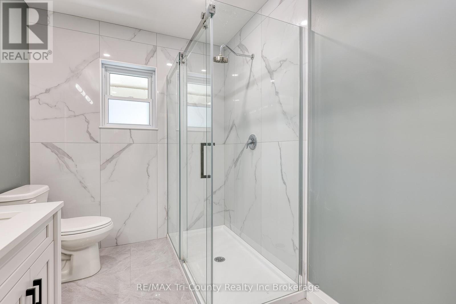 16 Delevan Crescent Property Photo 21